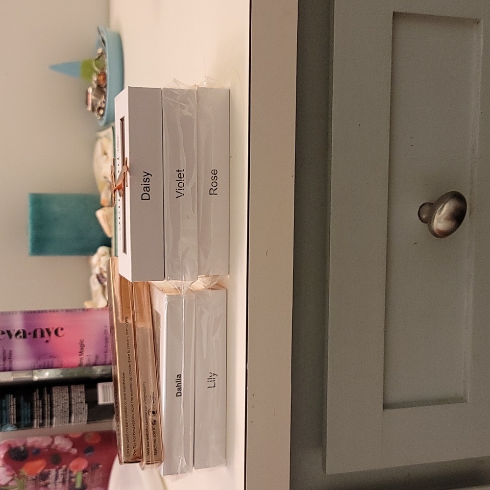 Juvenae mega lash kit